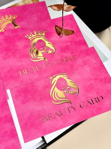 Подарункові сертифікати Beauty Card рожеві з об'ємним золотом 253299 фото